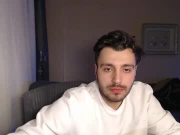 See 2handsomeman online Now @ tittytap.com