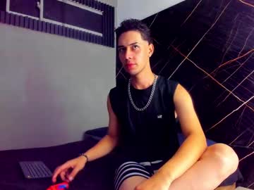 See _axel_09 online Now @ tittytap.com