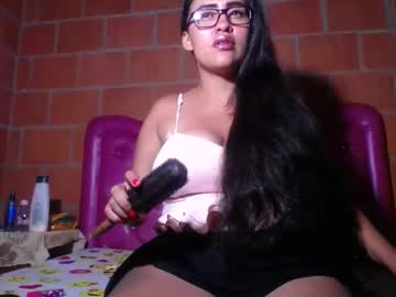 See Aisha_koswell3 online Now @ tittytap.com