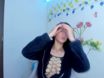 See Alana_collinss online Now @ tittytap.com