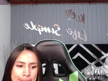 See Allisson_a online Now @ tittytap.com