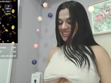 See Amy_le online Now @ tittytap.com