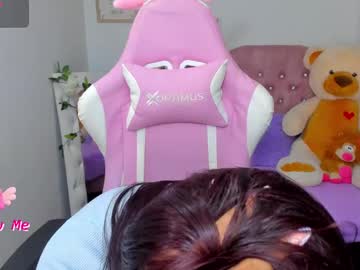 See Angiie_cute online Now @ tittytap.com