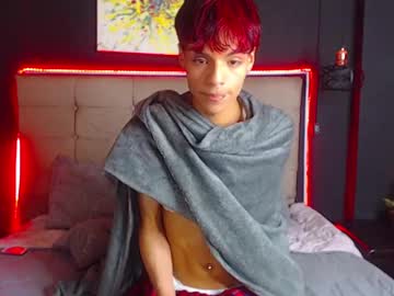 See Babby_twink online Now @ tittytap.com
