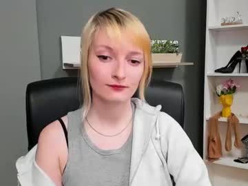 See Blair_erotic online Now @ tittytap.com