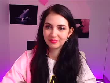 See Camilla_more online Now @ tittytap.com