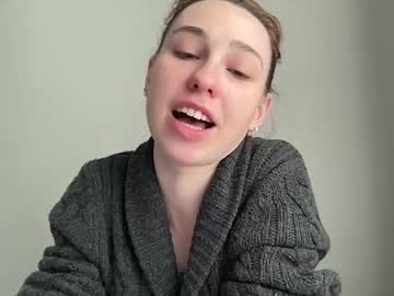 See Deliverysmile online Now @ tittytap.com