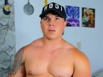 See Drake_xion1 online Now @ tittytap.com
