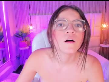 See Dulcevela online Now @ tittytap.com