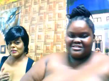See Ebonyhotbuns4u2luv online Now @ tittytap.com