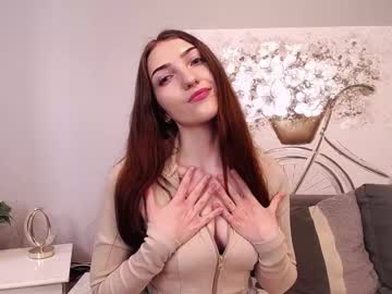 See Elizabetlewis online Now @ tittytap.com