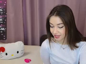See Ellie_miller_ online Now @ tittytap.com