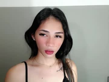 See Emelyn_fuckdoll online Now @ tittytap.com