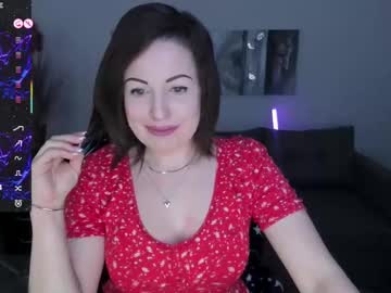 See Emily_midlton online Now @ tittytap.com