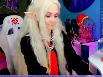 See Frida_fortune online Now @ tittytap.com
