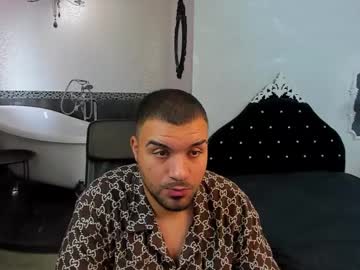 See Gavin_wood online Now @ tittytap.com