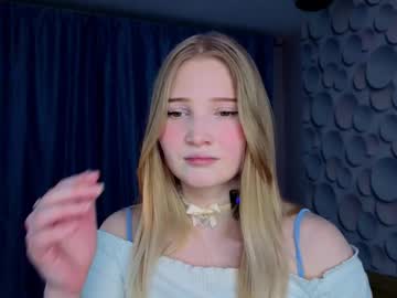 See Girl_of_mine online Now @ tittytap.com