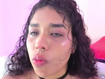 See Giselle_upp online Now @ tittytap.com