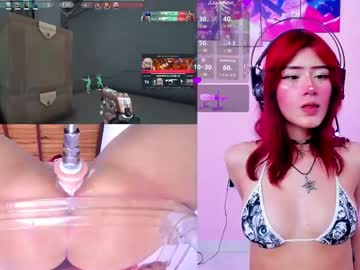 See Haileyreid_ online Now @ tittytap.com
