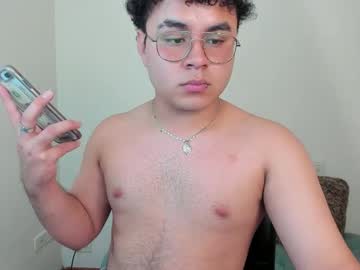 See Hot_boy_of online Now @ tittytap.com