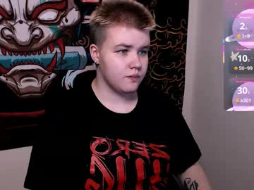 See Husk_ryan online Now @ tittytap.com