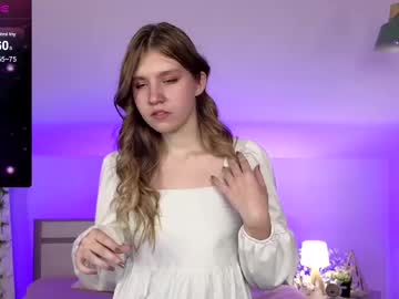See Iris_rain online Now @ tittytap.com