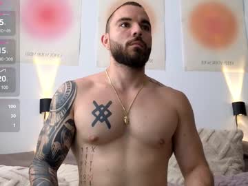 See Isaac_carter online Now @ tittytap.com