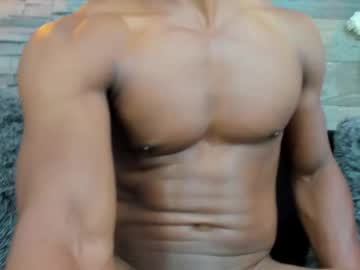 See Italomoore online Now @ tittytap.com