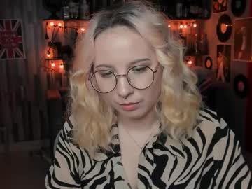 See Jasminemilko online Now @ tittytap.com