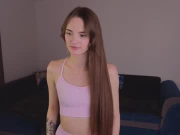 See Joanne_thompson online Now @ tittytap.com