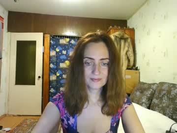 See Juliaa_foxi online Now @ tittytap.com