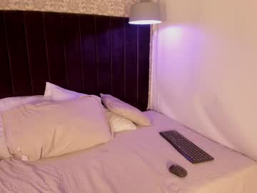 See Julietaa_26 online Now @ tittytap.com