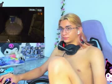 See Keita_moon online Now @ tittytap.com