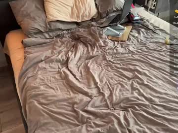 See Kinky_alonzo online Now @ tittytap.com