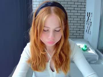 See Kiwaira online Now @ tittytap.com