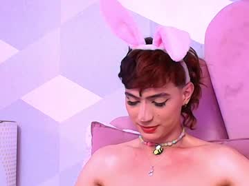 See Kyliemonnet online Now @ tittytap.com
