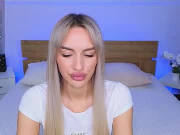 See Leila_flower online Now @ tittytap.com