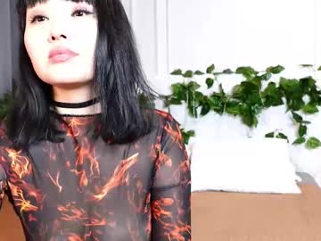 See Lianayun online Now @ tittytap.com