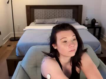 See Libbylind online Now @ tittytap.com