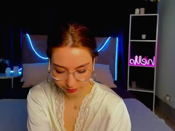 See Lilosims online Now @ tittytap.com
