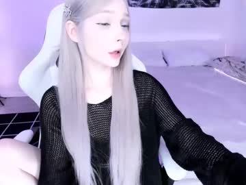 See Lily_weep online Now @ tittytap.com