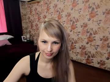 See Lindasandy online Now @ tittytap.com