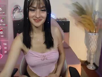 See Lisi_tay online Now @ tittytap.com