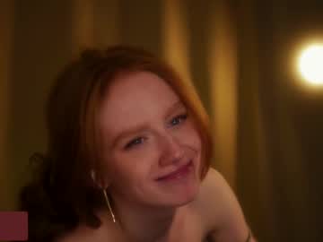 See Lizzy_blaze online Now @ tittytap.com