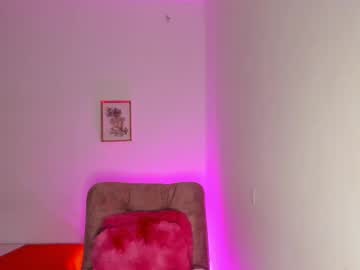 See Lois_smith online Now @ tittytap.com