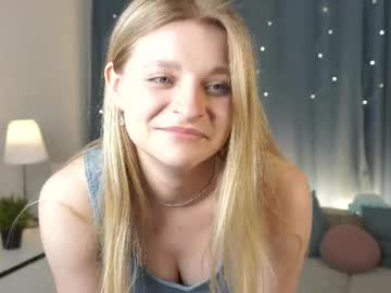 See Lornabride online Now @ tittytap.com