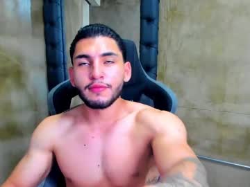See Louis_connor online Now @ tittytap.com