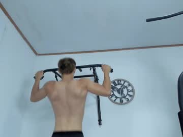See Lover_fitnessboy online Now @ tittytap.com
