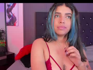 See Lyra_rain online Now @ tittytap.com