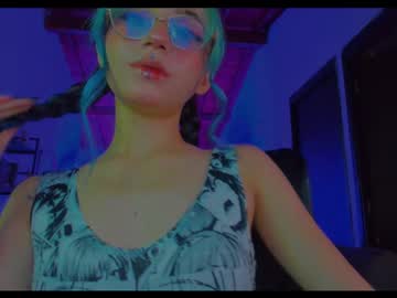See Madiixwatson online Now @ tittytap.com